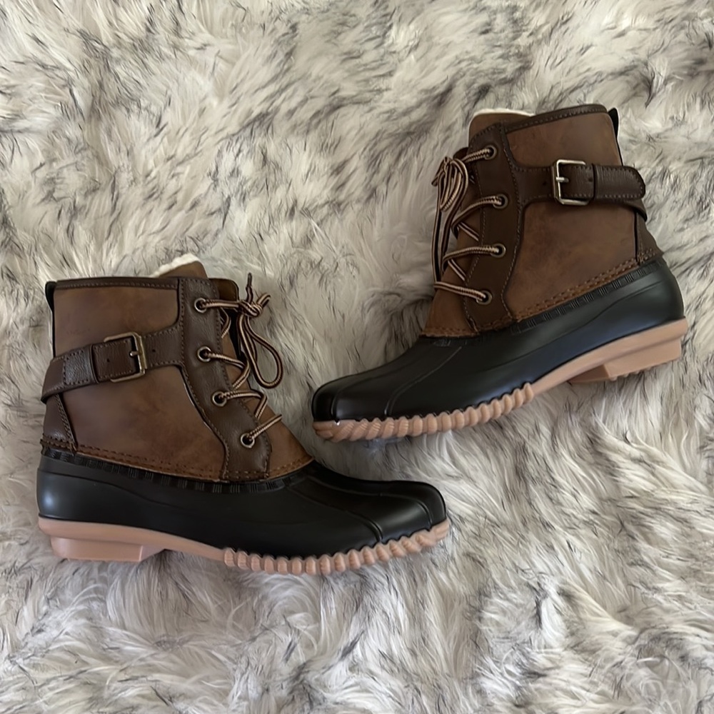 Madden girl duck boots